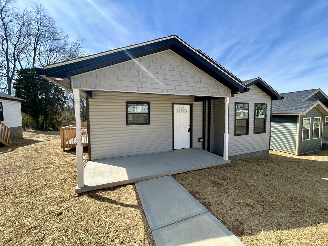 79 Bluegrass Dr #1 - Photo 2 of 20