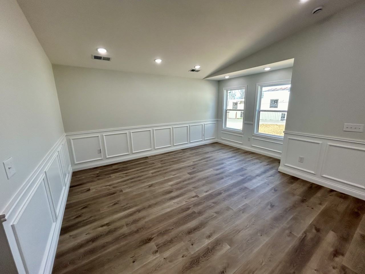 79 Bluegrass Dr #1 - Photo 5 of 19