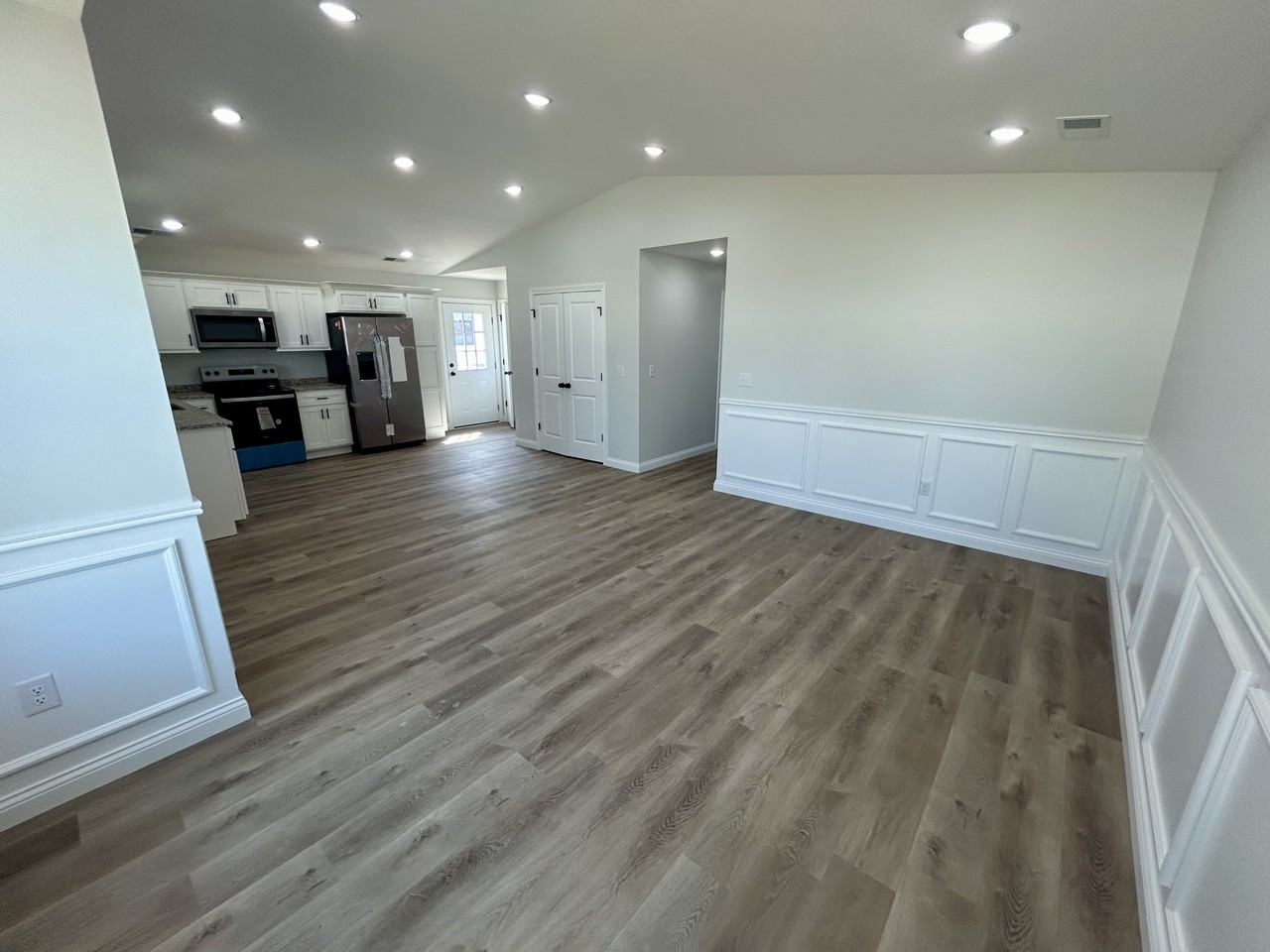 79 Bluegrass Dr #1 - Photo 6 of 19