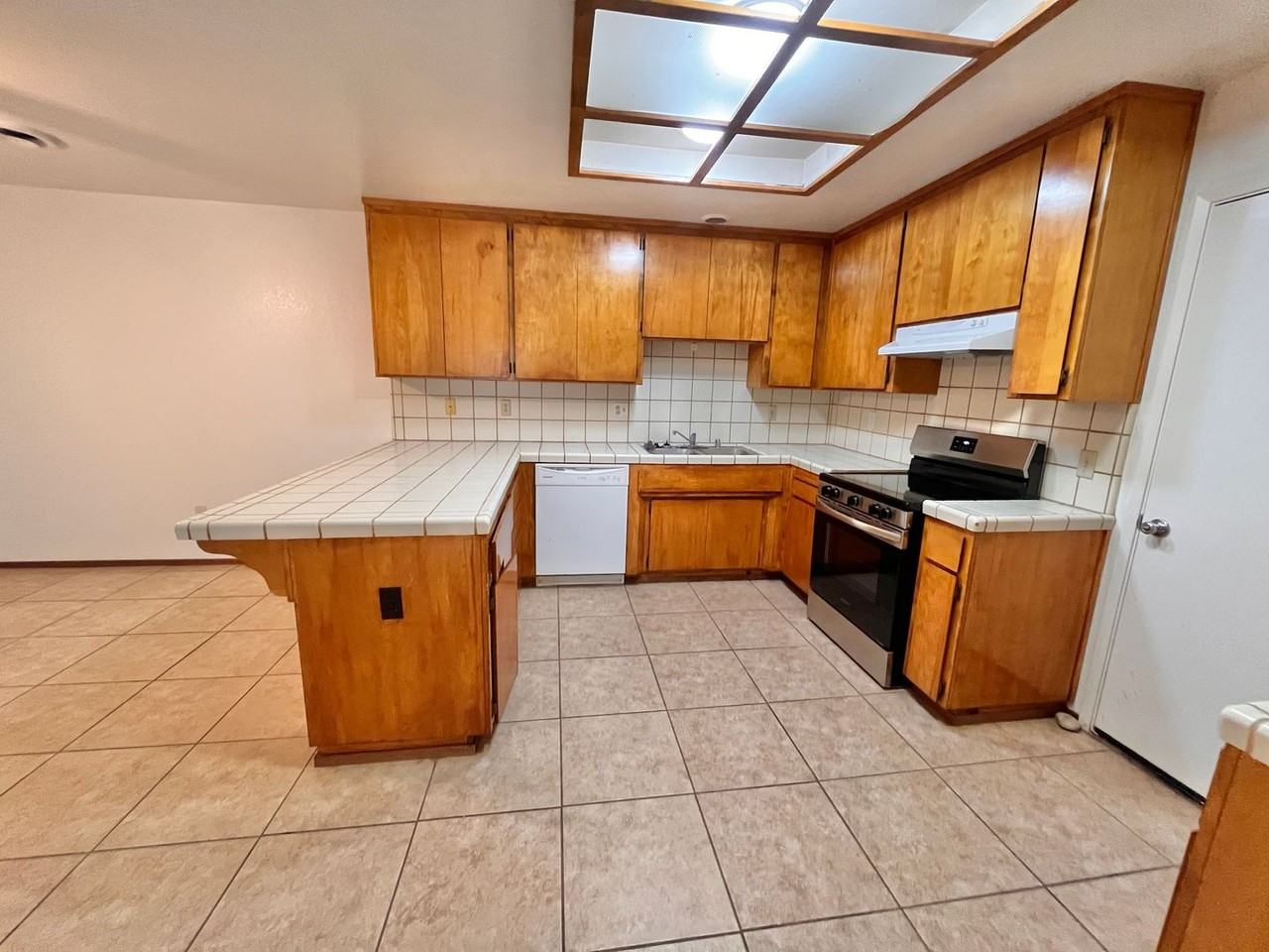 1180 Wilma Dr #A - Photo 4 of 21