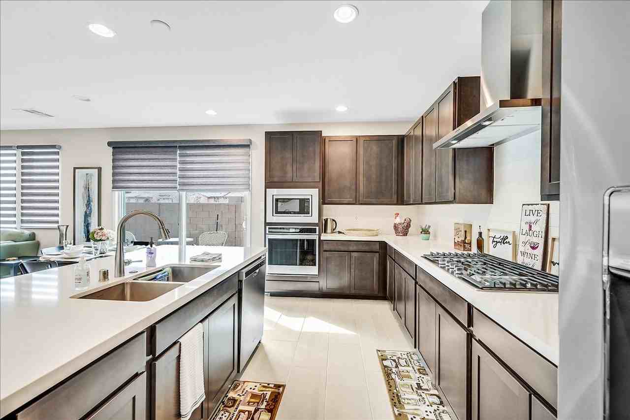 11313 Gravitation Dr - Photo 3 of 25