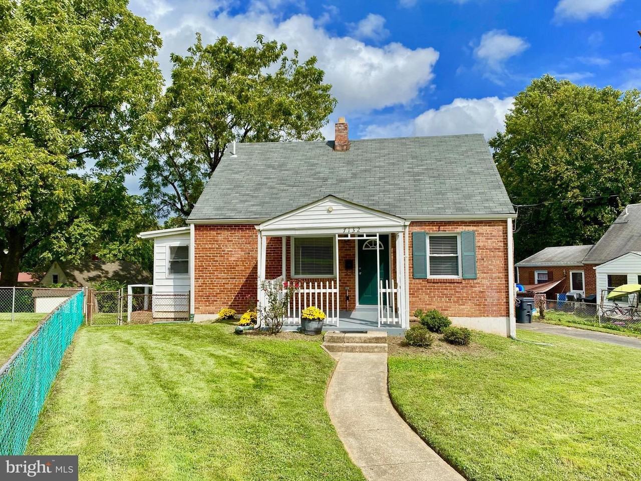 7132 Parkview Ave #1 - Photo 3 of 33