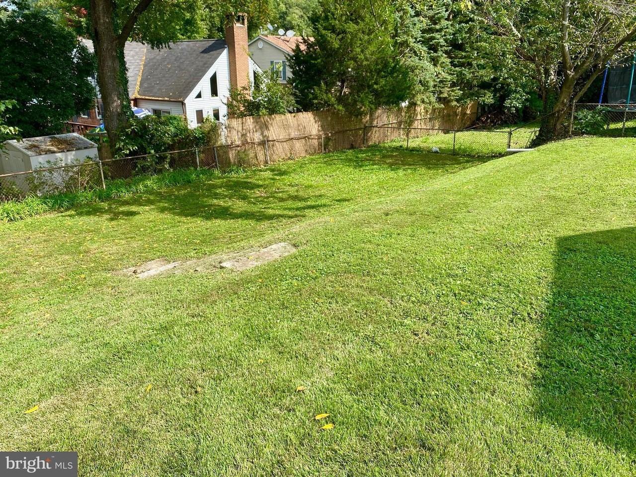 7132 Parkview Ave #1 - Photo 7 of 33