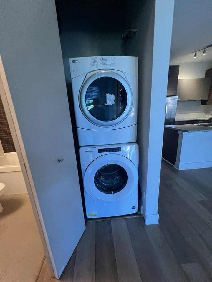 202 Salter St - Photo 3 of 9