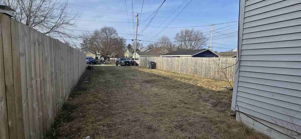 1228 Georgia Ave Lowr - Photo 2 of 13