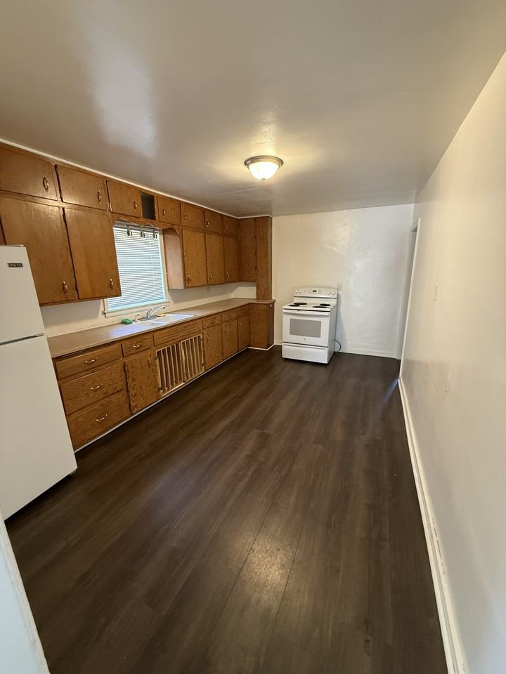 1228 Georgia Ave Lowr - Photo 4 of 13