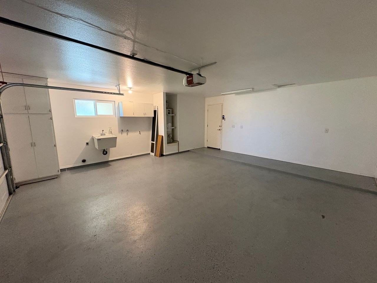 4230 W Grove Ct - Photo 4 of 36