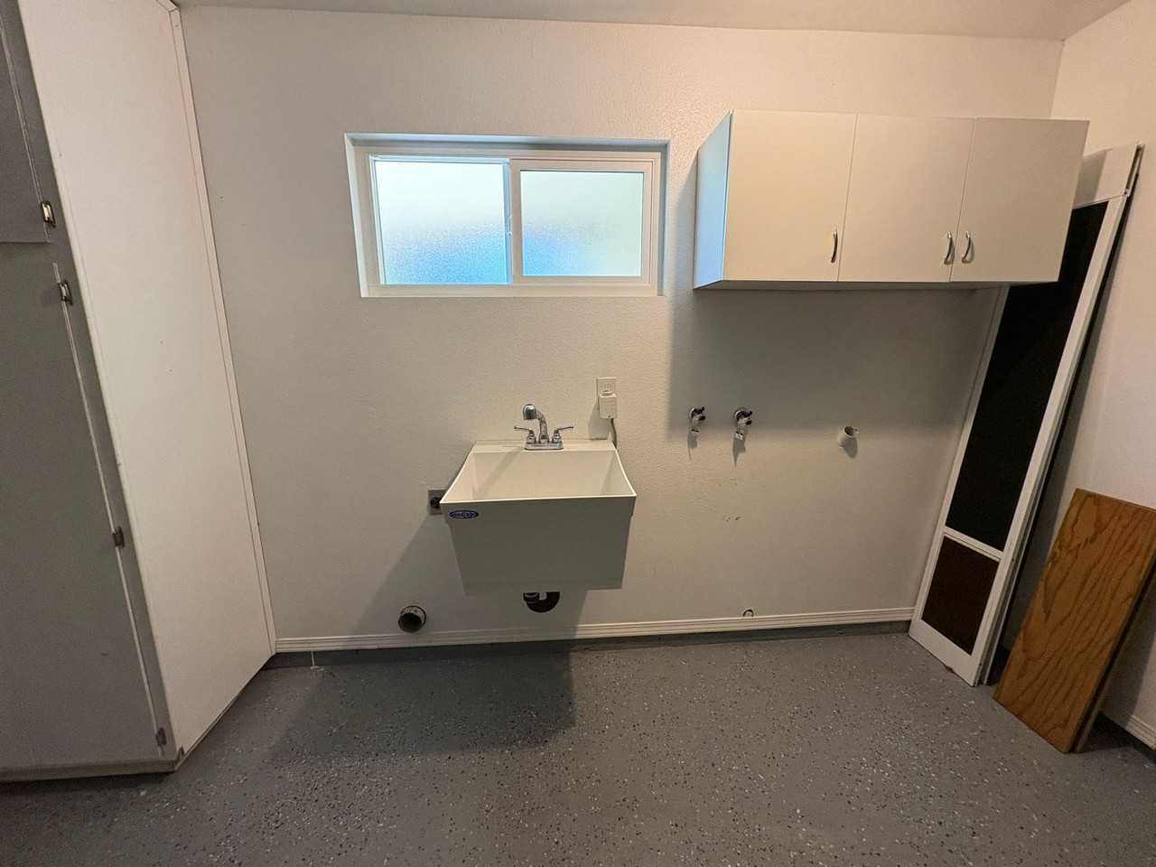 4230 W Grove Ct - Photo 5 of 36