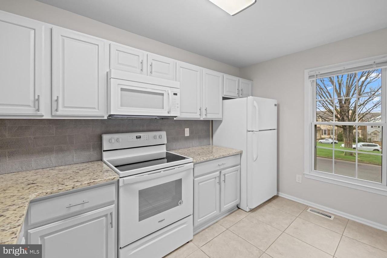 8640 Dellway Ln #1 - Photo 5 of 38