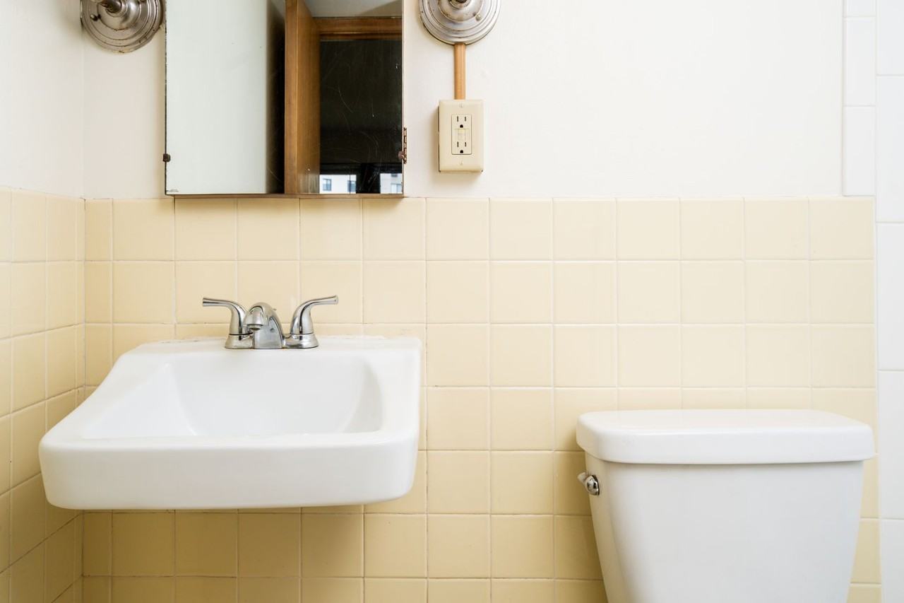 2709 Park Ave S - Photo 7 of 8