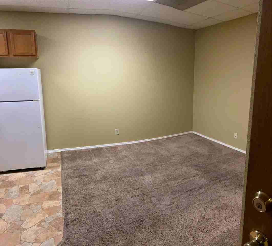 216 West Central Avenue - 2-2Apt 2-2 #2-2 - Photo 2 of 4