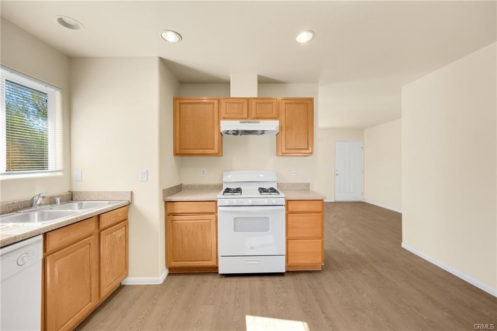 6673 Split Rock Ave #A - Photo 4 of 25