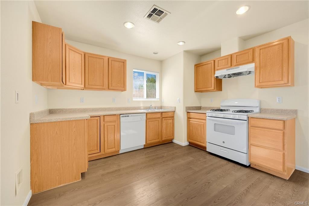 6673 Split Rock Ave #A - Photo 7 of 25