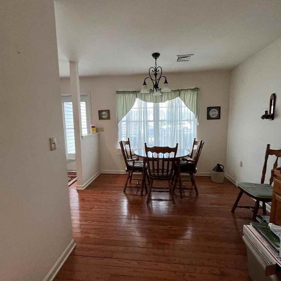 130 Imperial Ct #1 - Photo 3 of 19