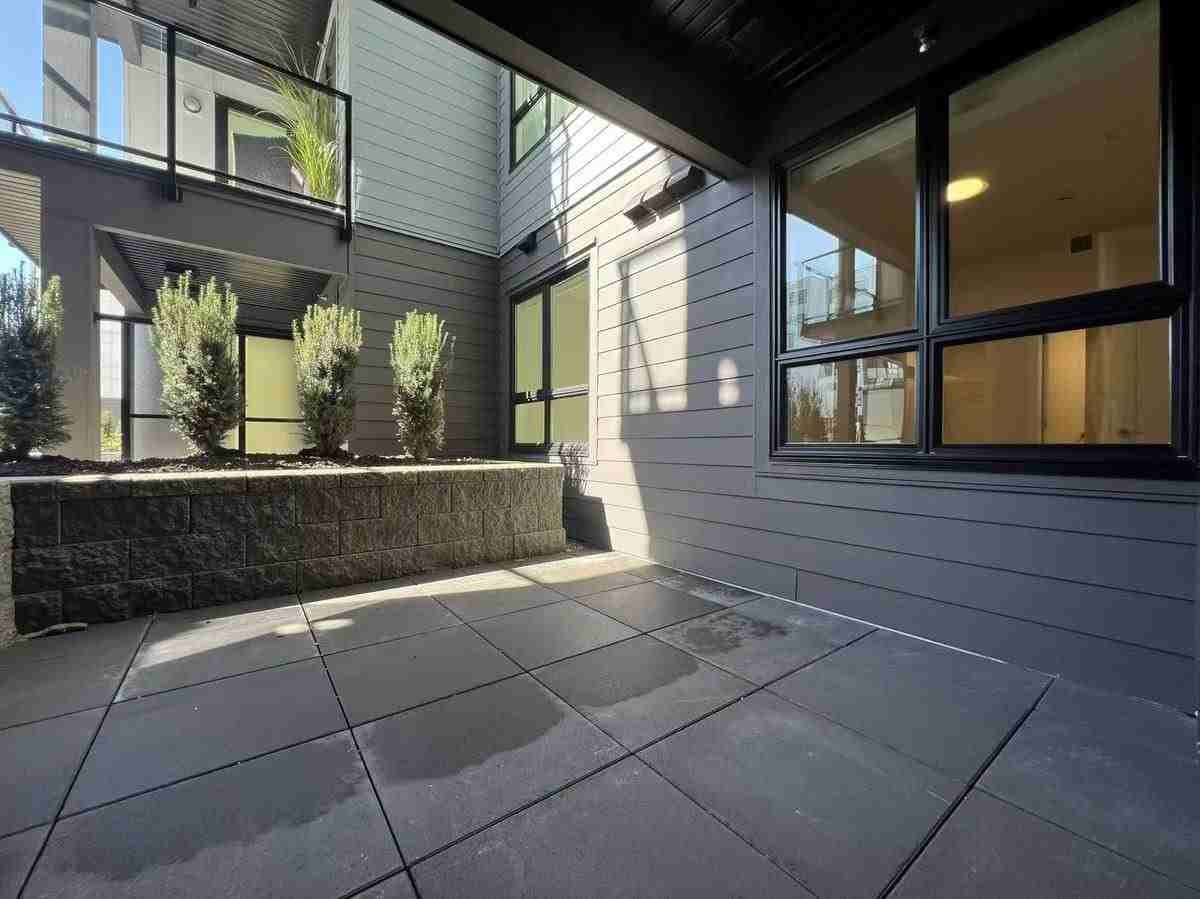 20049 82 Avenue - Photo 5 of 10