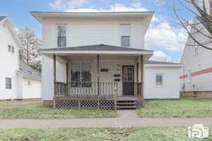 featured image of 407 S Michigan Ave