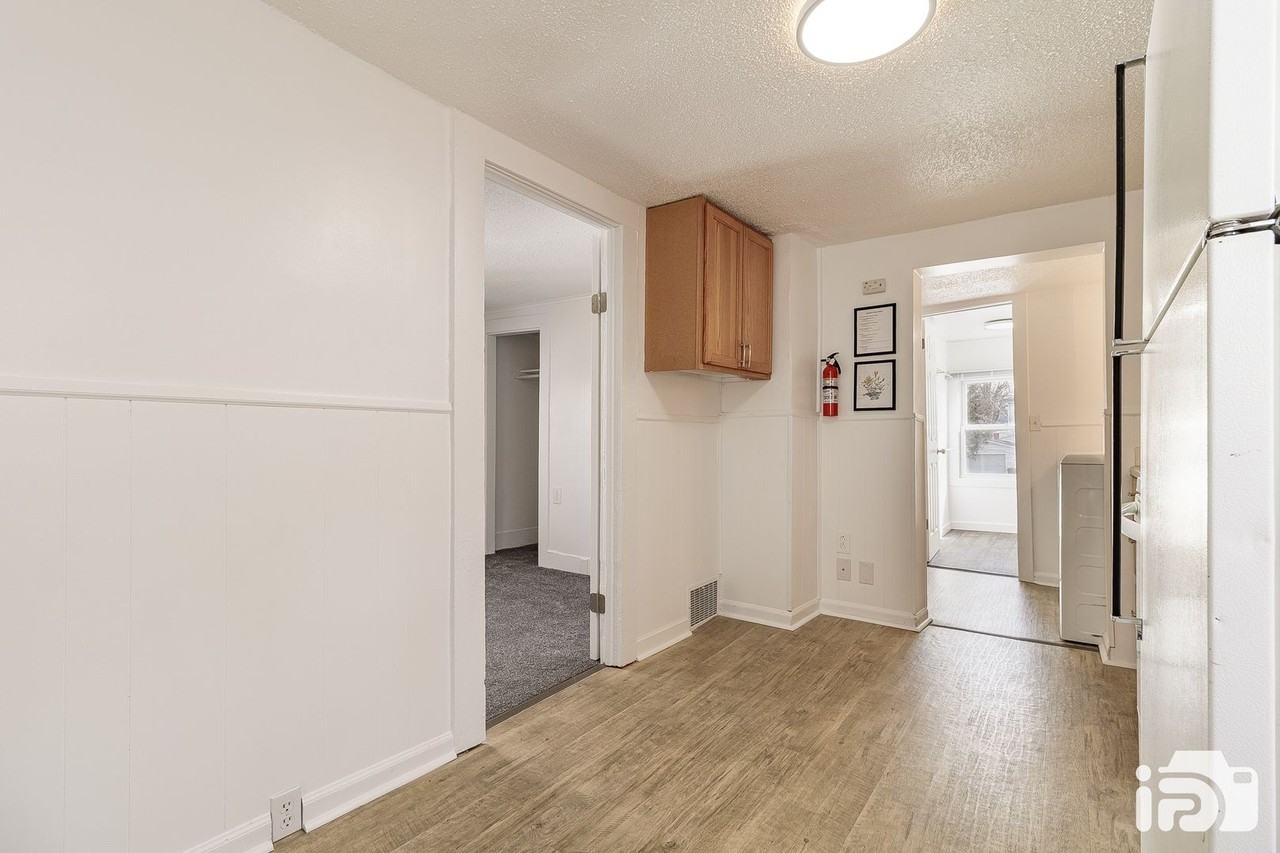 407 S Michigan - Photo 3 of 46