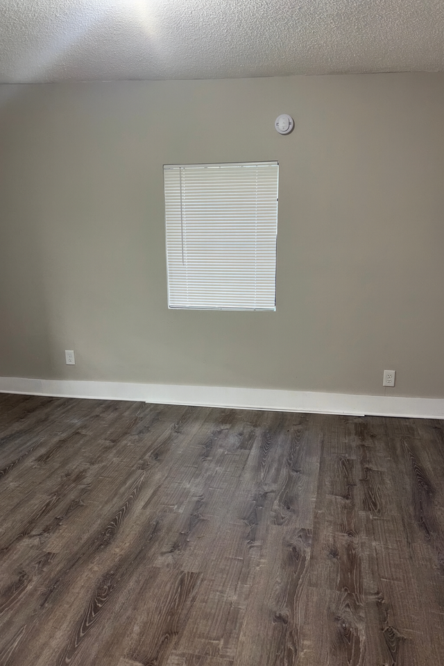 4139 Buckner Ave #1 - Photo 4 of 13