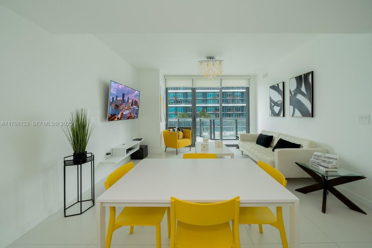 1300 South Miami Avenue #1507 - Photo 7 of 12