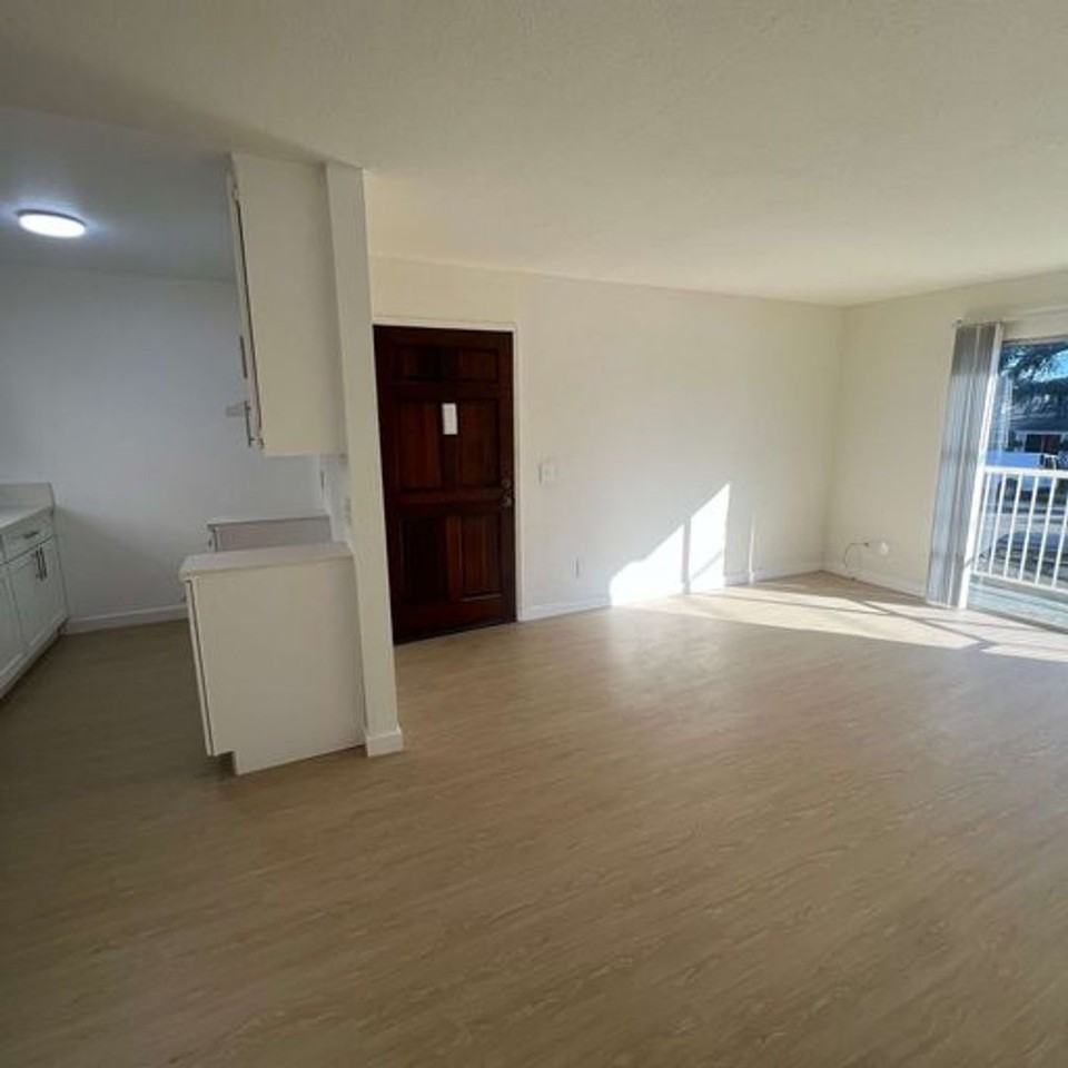 Oxnard - SSM Holdings, LLC - Photo 4 of 30