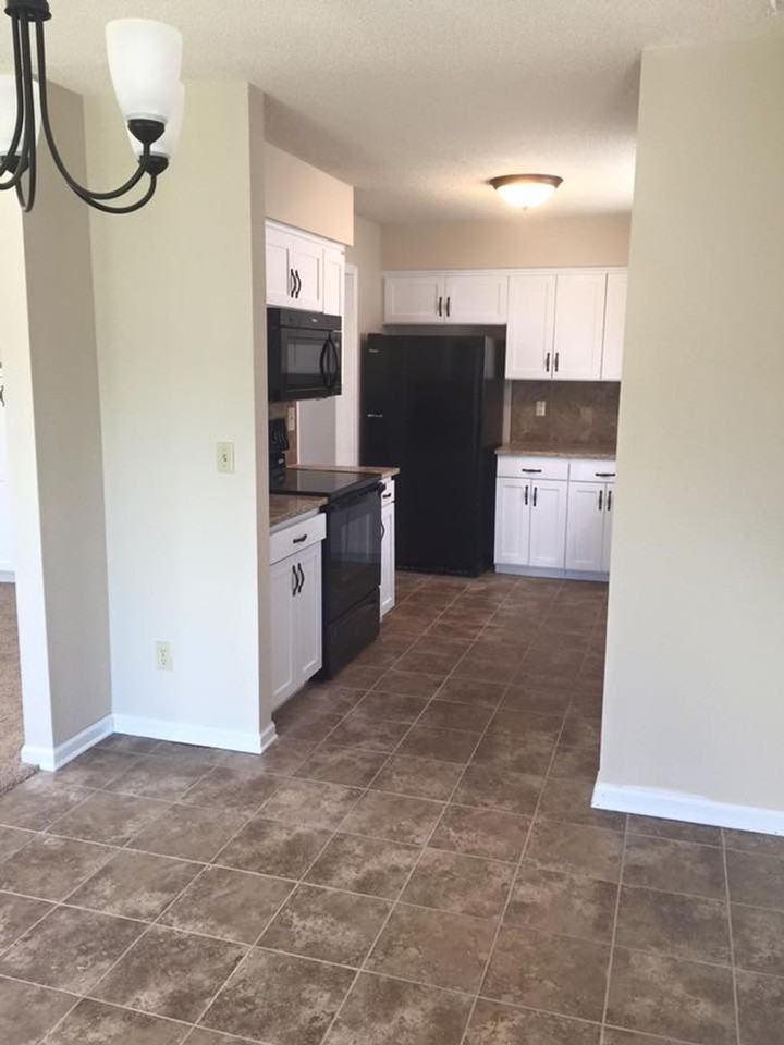 4441 Adam Ave - Photo 6 of 27