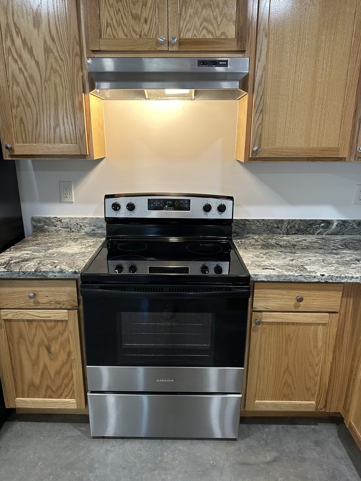 126 E Taft St #1 - Photo 5 of 11