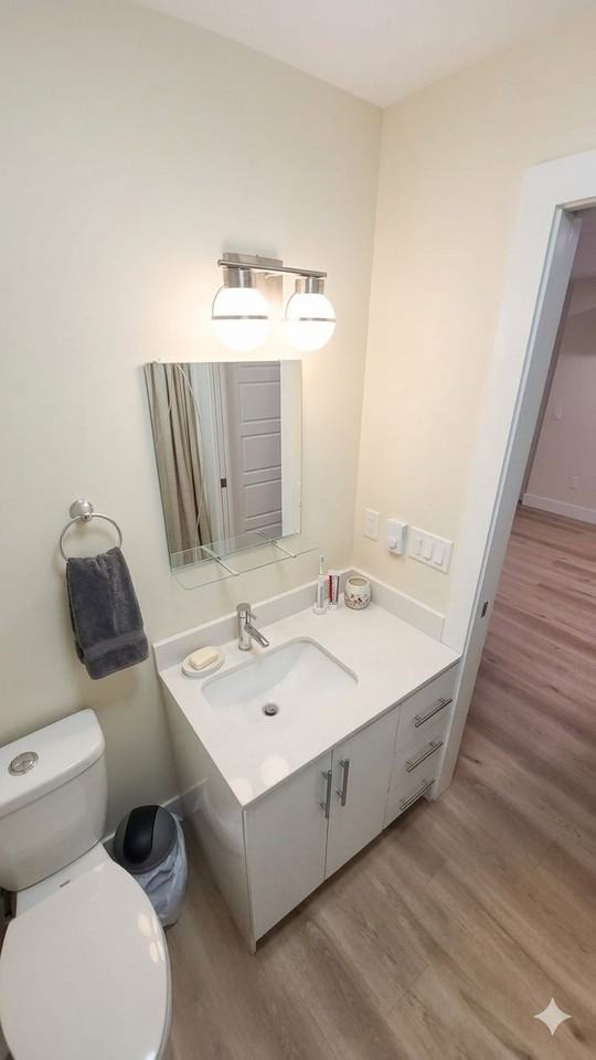 7 Charlton Ave #1 - Photo 2 of 8