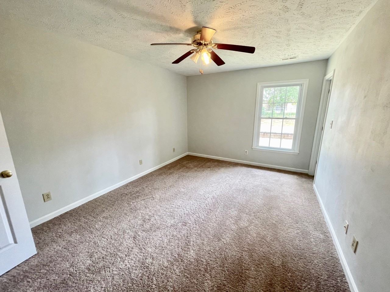 573 Prestige Blvd #1 - Photo 7 of 18