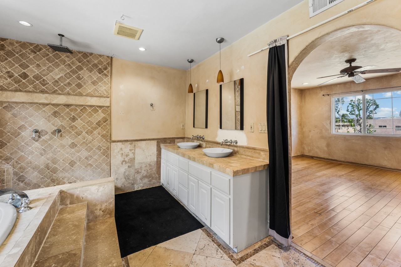 8743 Topanga Canyon Blvd #1 - Photo 6 of 43