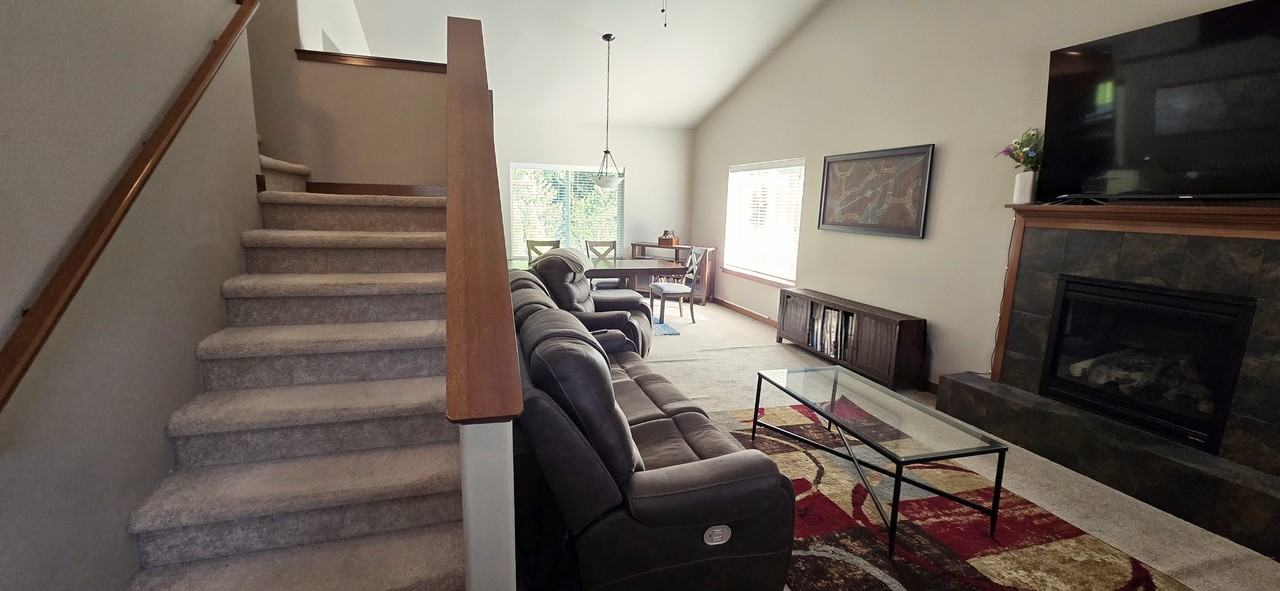 10438 Buccaneer Pl Nw #1 - Photo 3 of 29