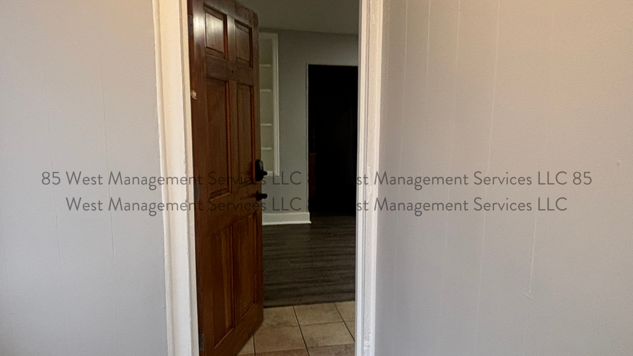 1022 3rd St Nw #1 - Photo 2 of 21