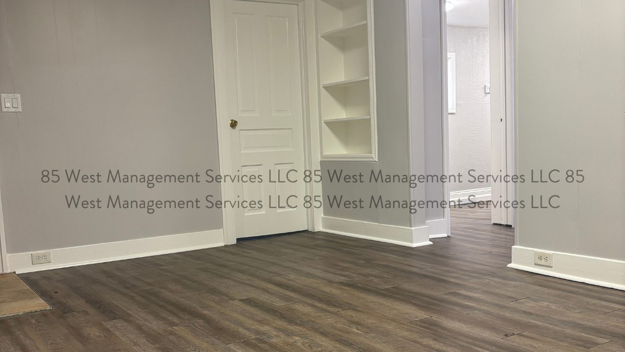 1022 3rd St Nw #1 - Photo 6 of 21