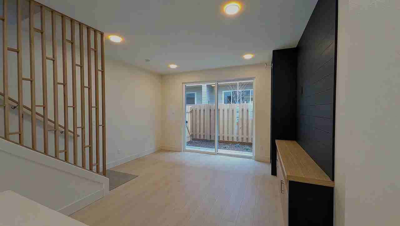 6011 Ne 30th Ave #5 - Photo 4 of 9