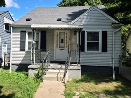 featured image of 3071 Fort Park Blvd #1