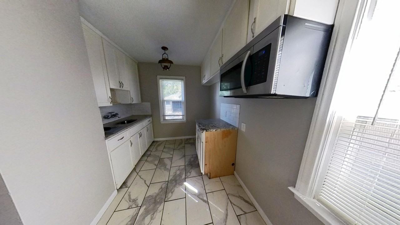 3071 Fort Park Blvd #1 - Photo 7 of 10