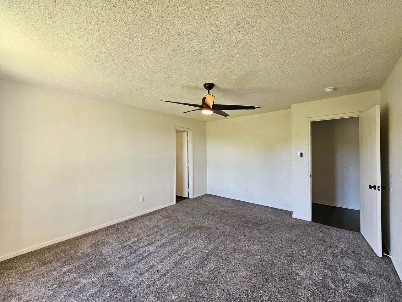 3011 Tom Lockett Dr - Photo 7 of 17