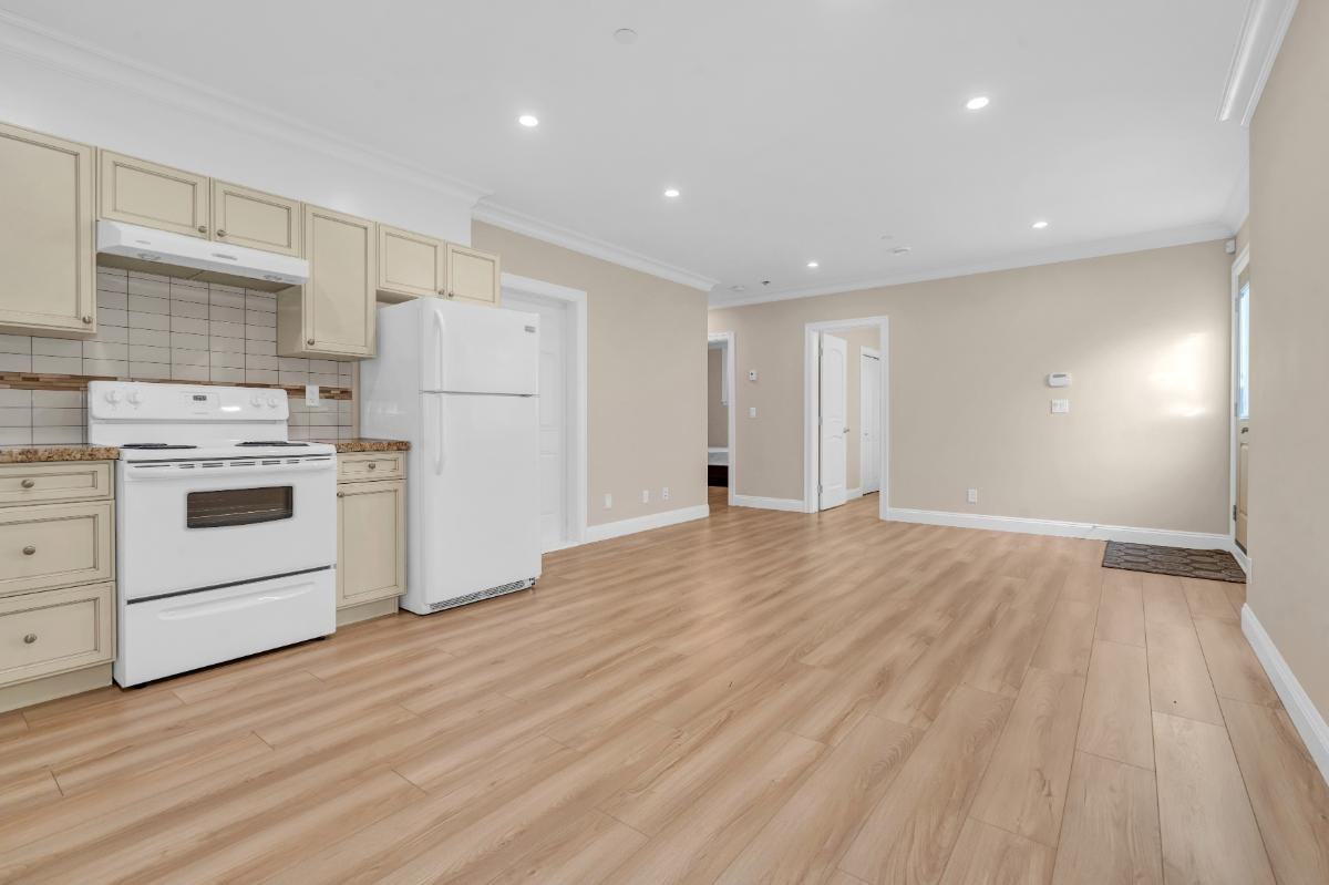 3810 West 1st Avenue - Photo 4 of 18