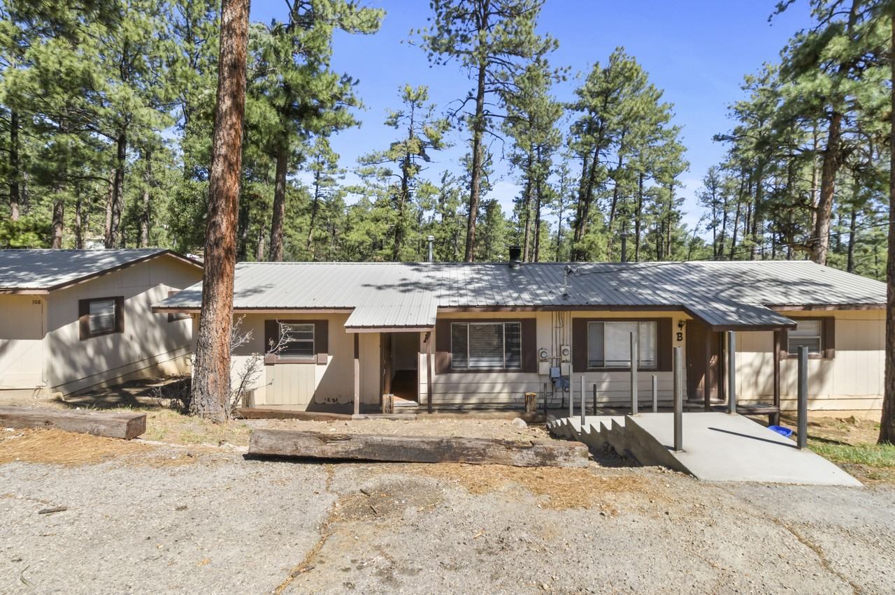 106 Apache Hills DriveUnit A #A - Photo 3 of 39