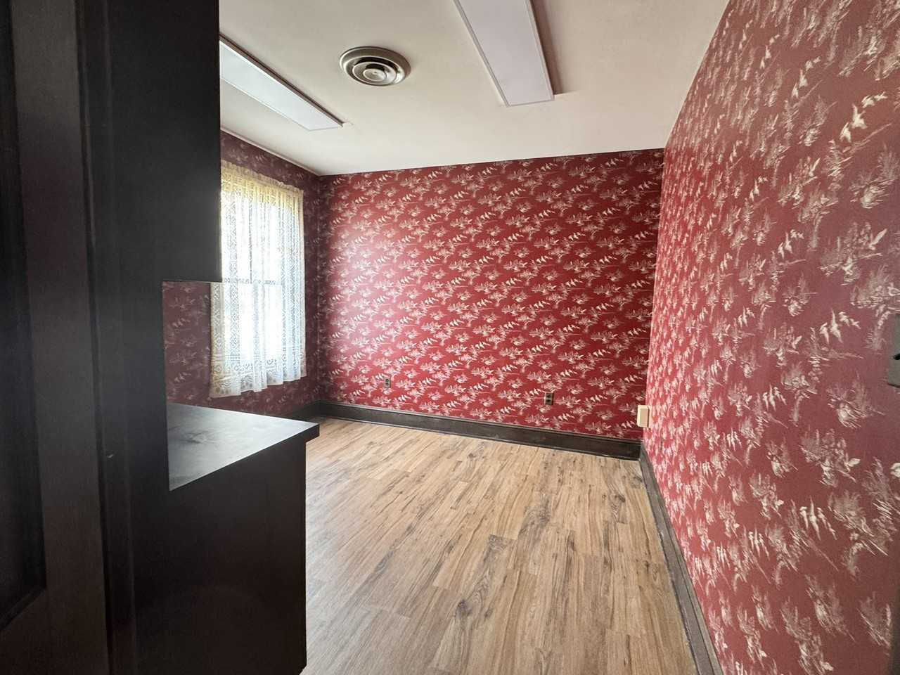 108 N 3rd St #1 - Photo 7 of 10