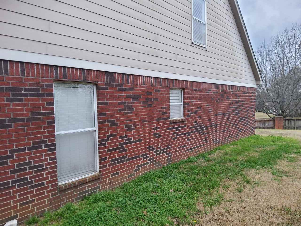 10052 Lynham Cv - Photo 3 of 50