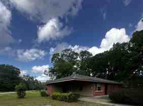 103 Alexander Dr - Photo 1 of 1