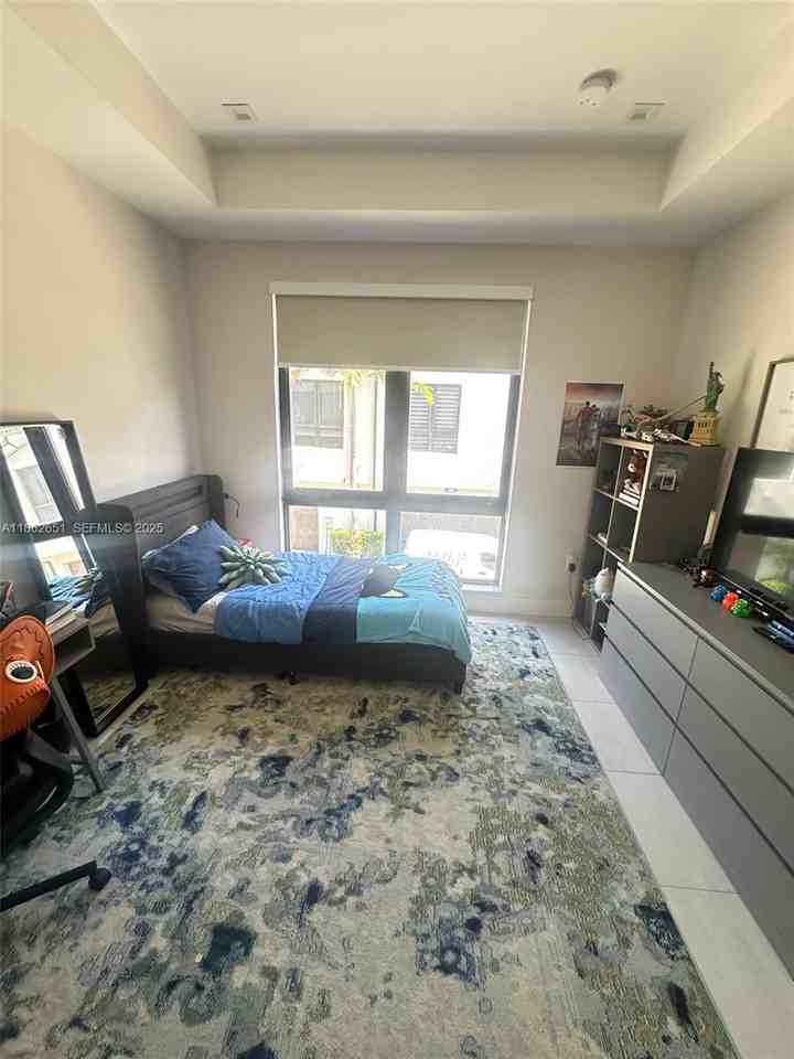 8443 Northwest 47th Street #8443 - Photo 4 of 36