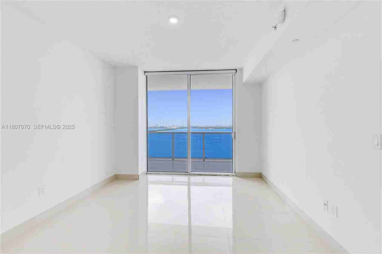 600 Northeast 27th Street #3102 - Photo 4 of 42