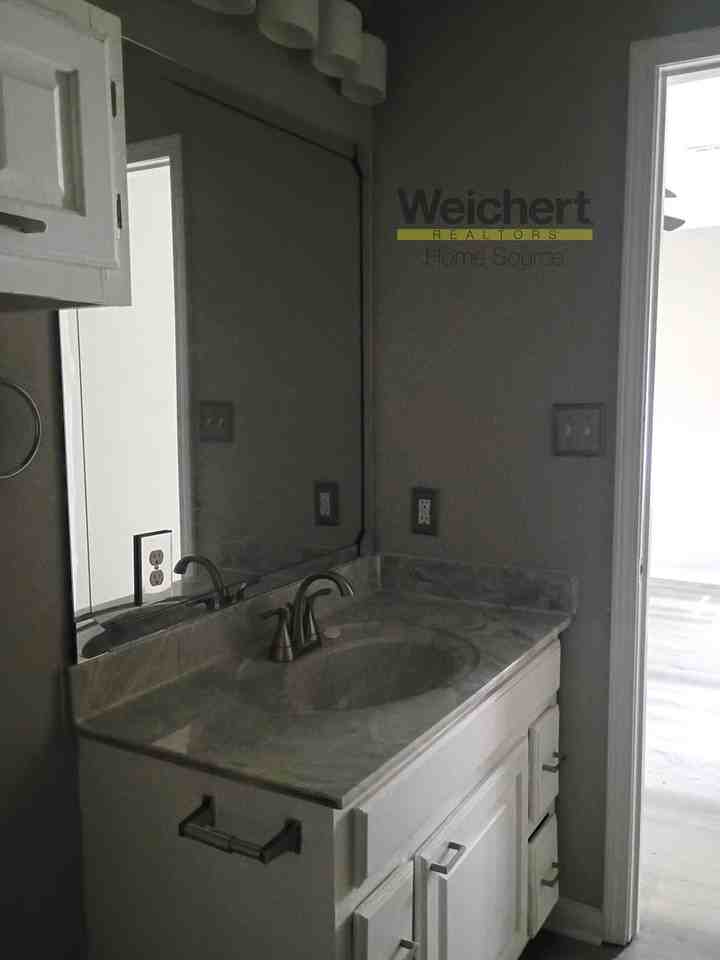 3704 Shelby Dr - Photo 3 of 18