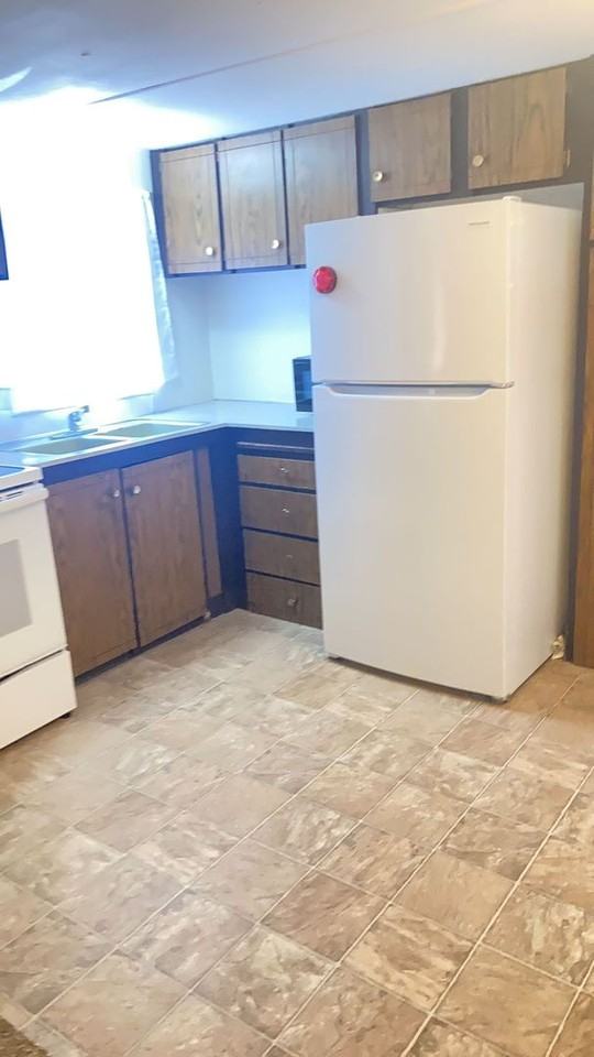 28123 Benson Rd - Photo 3 of 23