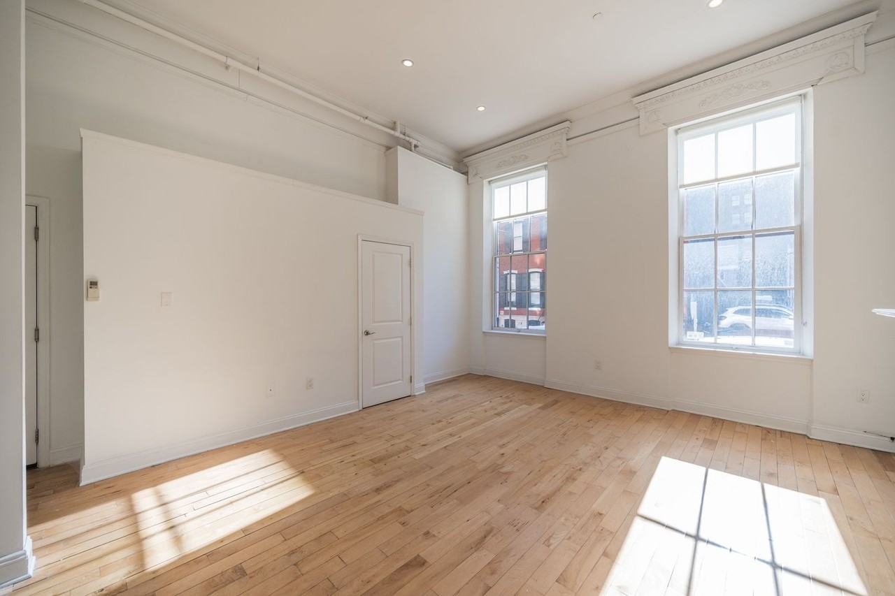 1311 Spruce Street - Photo 6 of 24