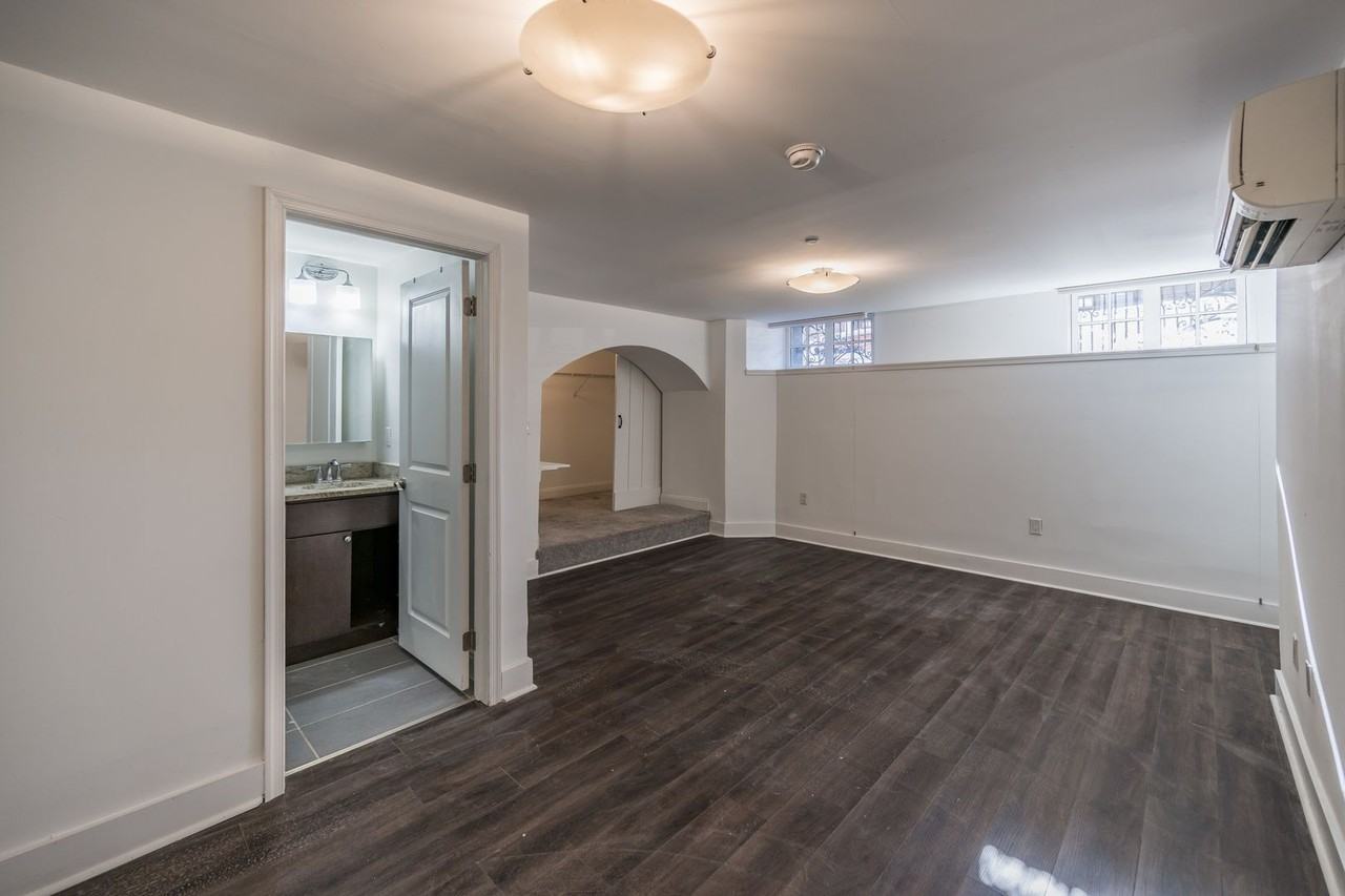 1311 Spruce Street - Photo 7 of 24