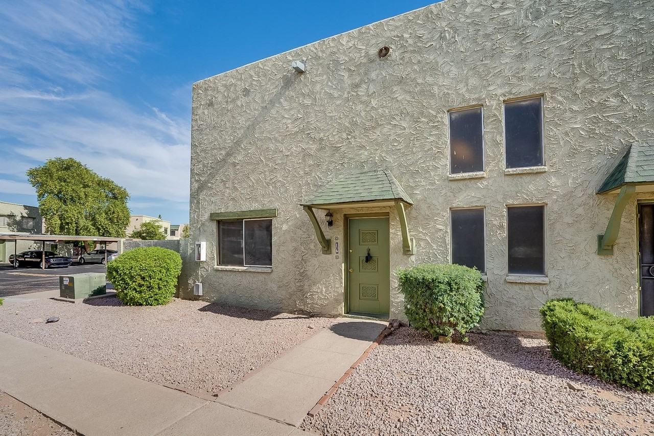 1500 W Rio Salado Pkwy #16