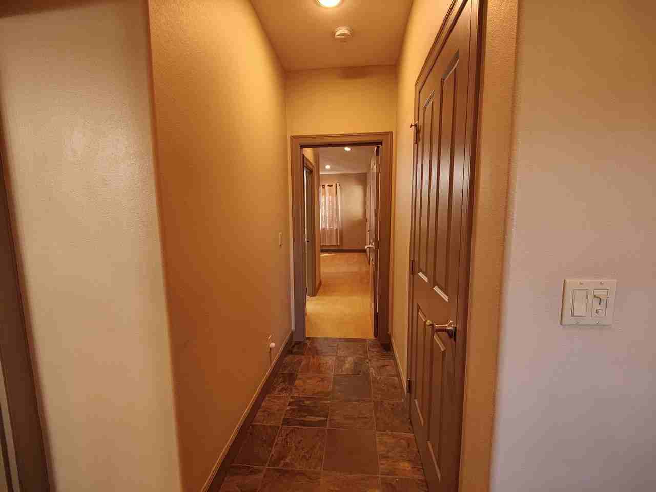 20925 Sage Creek Dr - Photo 3 of 34