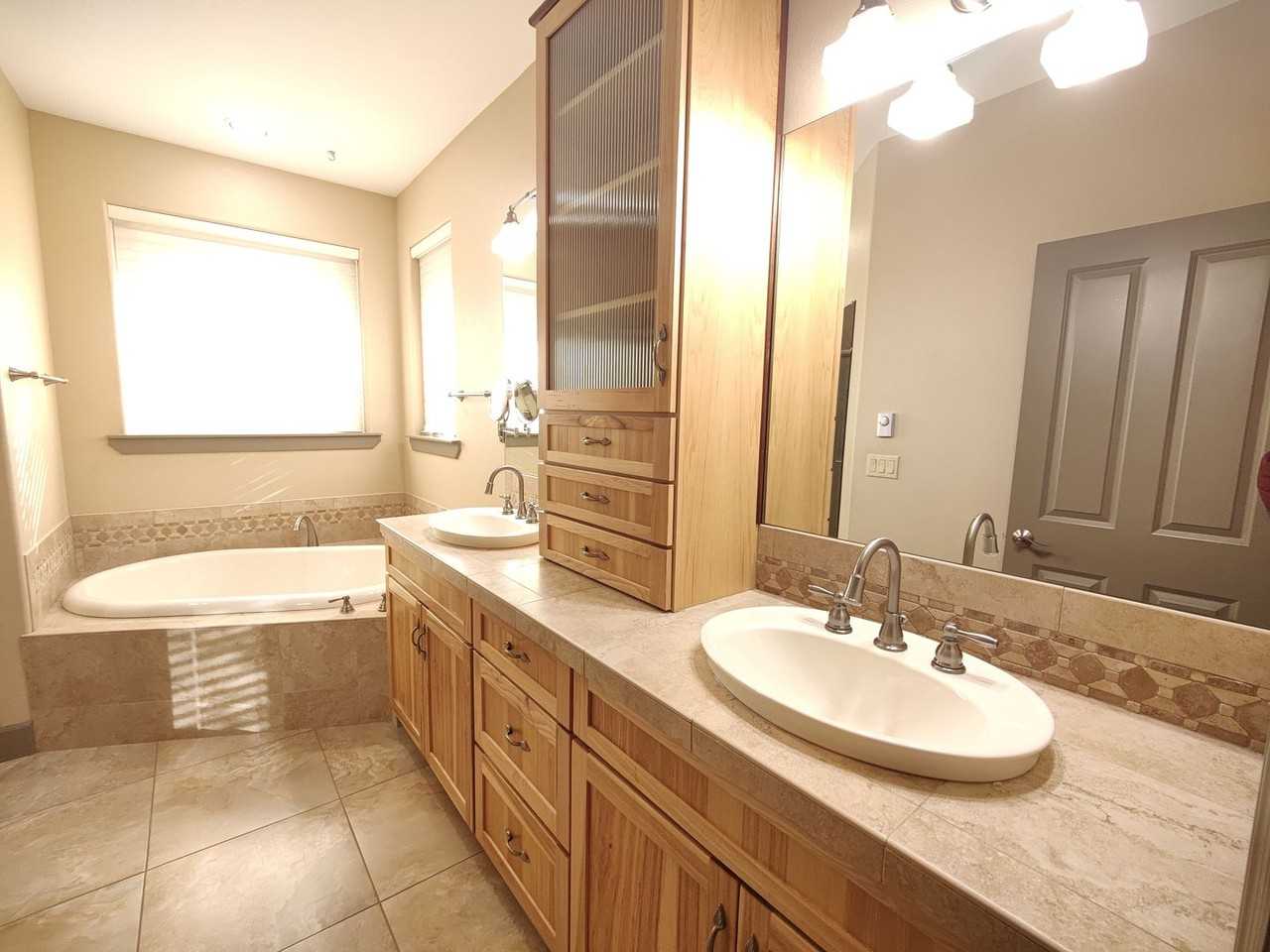 20925 Sage Creek Dr - Photo 7 of 34